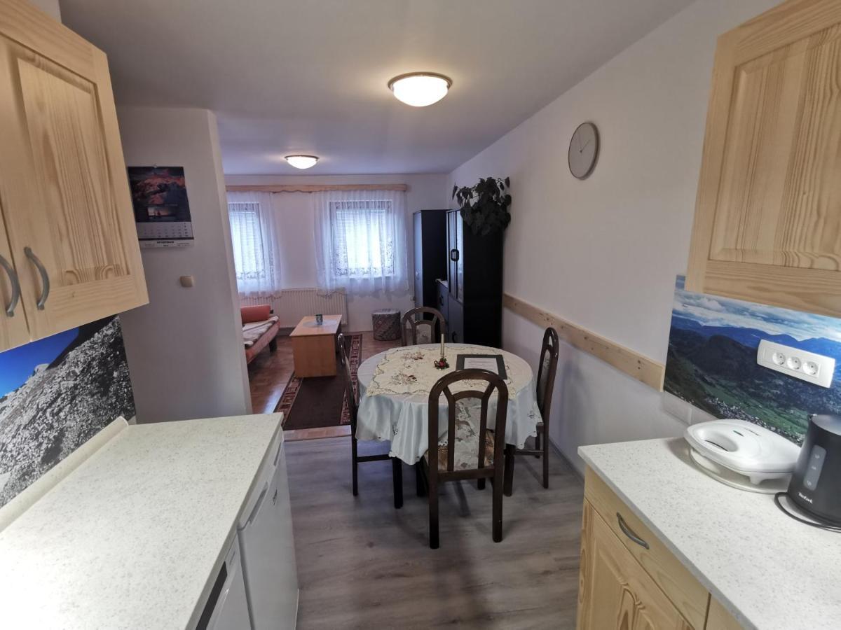 בוהין Apartments Stros מראה חיצוני תמונה