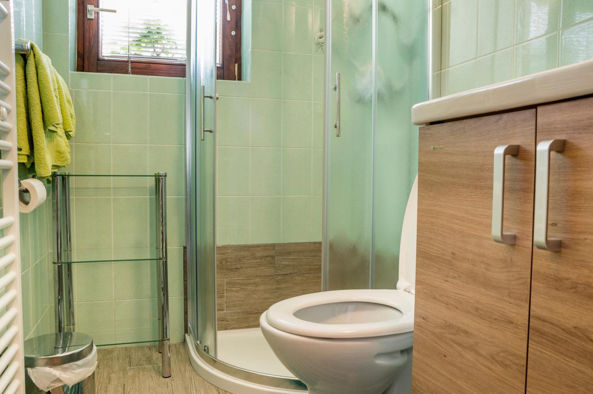 בוהין Apartments Stros מראה חיצוני תמונה