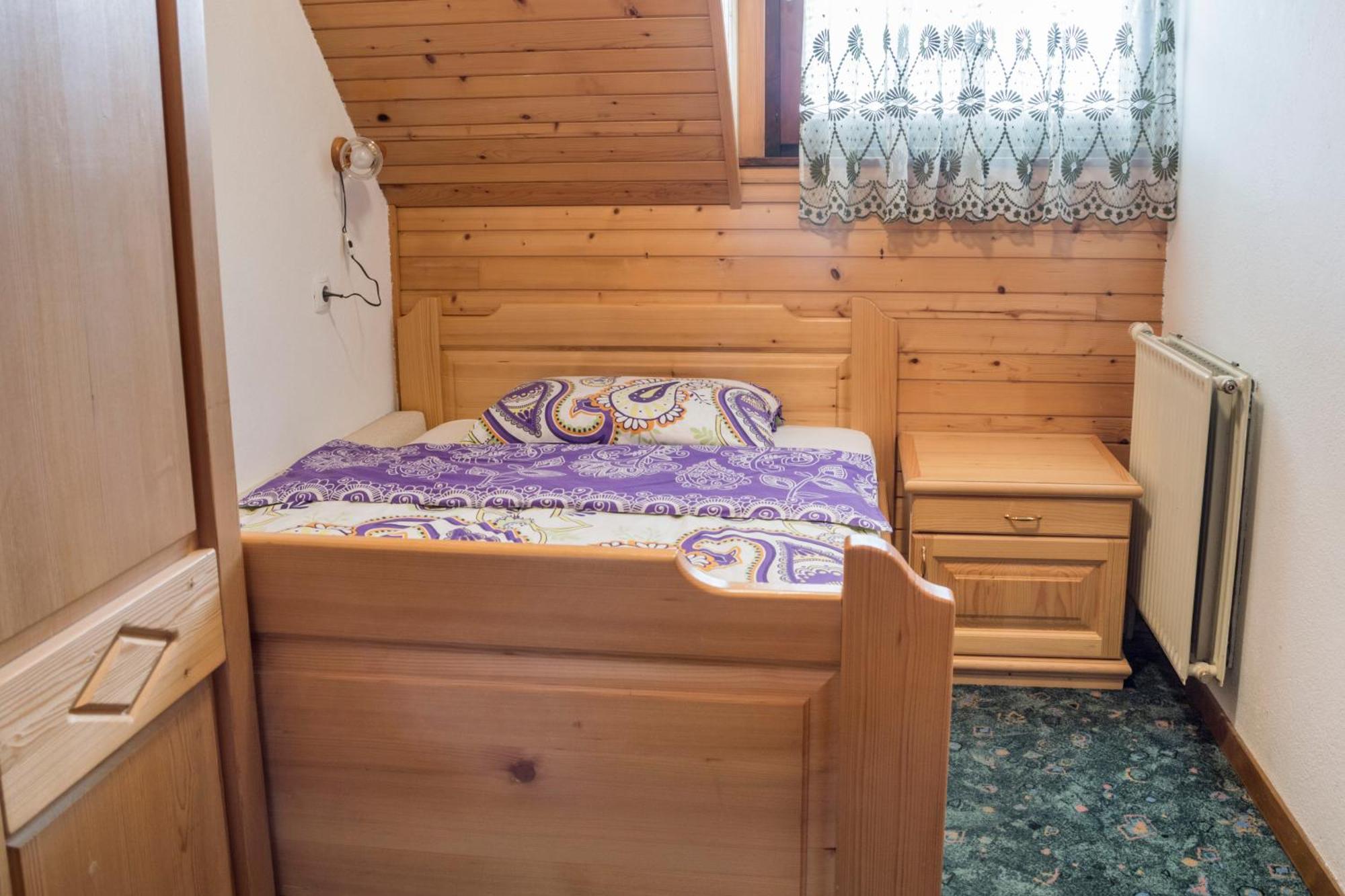 בוהין Apartments Stros מראה חיצוני תמונה